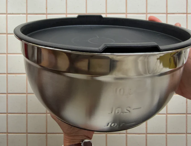  Mixing dough bowl with lid